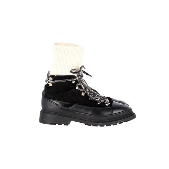 Chanel Interlocking CC Logo Suede Combat Boots in Black Leather - Picture 1 of 6